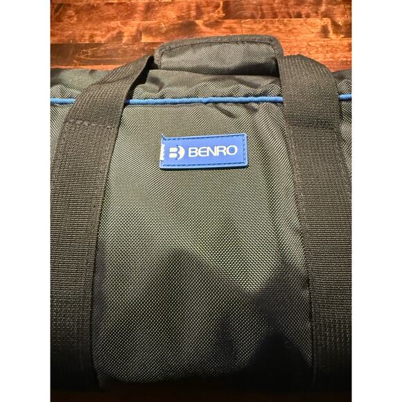 Premium Carry Case for Benro AS72LL Lightening Lock Tripod - Picture 3 of 7